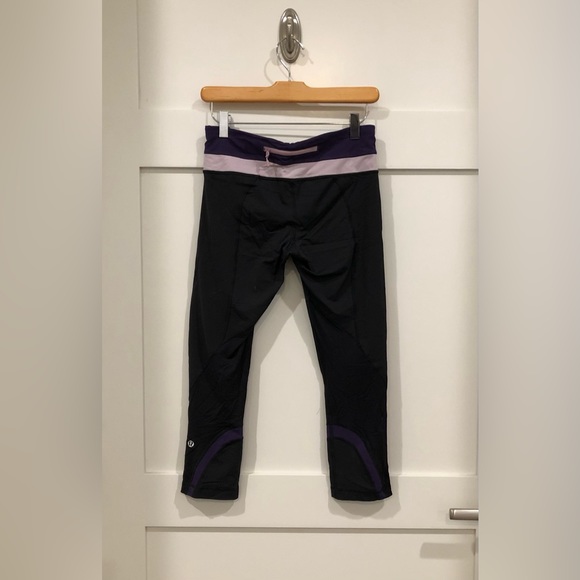 Lululemon Cropped Active Leggings - Picture 3 of 3
